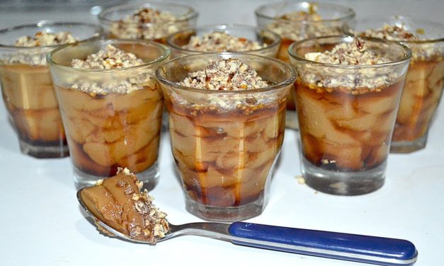 تحلية ب 3 مكونات بدون فلان طبيعية ورائعة في متناول الجميع