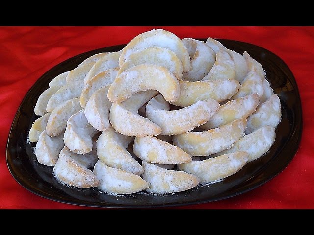 حلوى بدون بيض اقتصادية بالياغورت سهلة وهشيشة وبكمية كثيرة