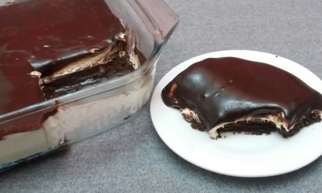 كيك أو تحلية باردة سريعة بدون فرن في 5 دقائق