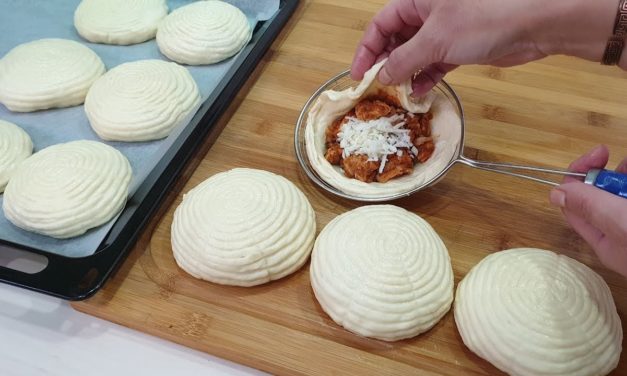 الفطائر الذهبية القطنية بدون بيض ولا حليب