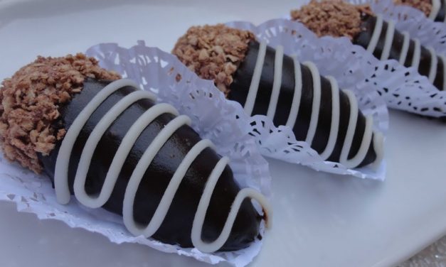 حلوى راقية بمذاق رائع بنصف كاس زيت وملعقة كبيرة زبدة