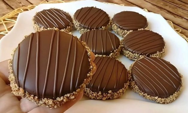 حلوة بشكل جميلة وراقية بالكريمة