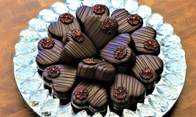 صابلي بشكل راقي يذوب فالفم بكريمة لذيذة و بطريقتين مختلفتين للحشو