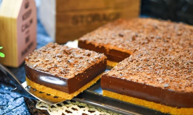 من الذ واطيب الحلويات البارده من غير بيض ومن غير كريمه