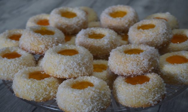 حلوى رائعة غير مكلفة بدون زبدة هشة و تذوب في الفم