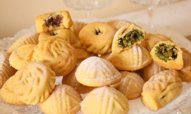 معمول السميد بدوب دوبان بالتم بالفستق والتمر والجوز