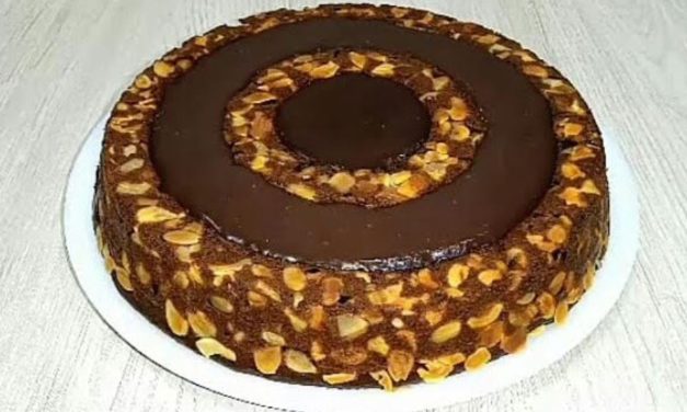 اروع كيكة بكريمة الشوكولاته