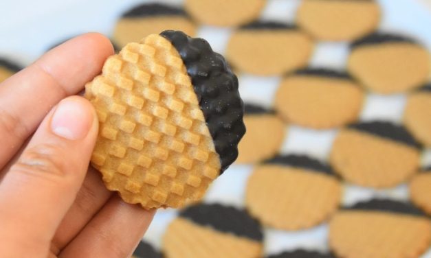 حلوة ببيضة واحدة ذوب فالفم بالهشاشة والقرمشة