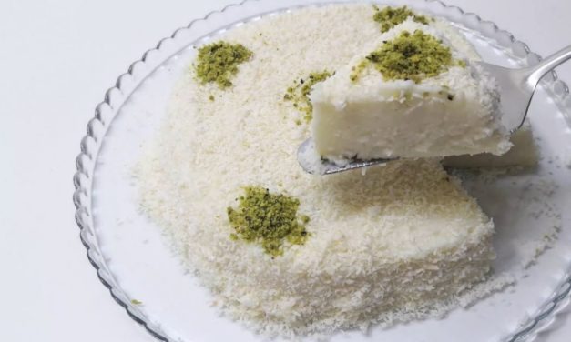 اسهل حلى بدقيقة بسميد و حليب