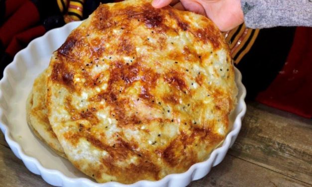 خبز الملوح بحشوة الجبن حاجة روعة