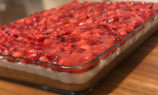 حلوى الفراولة بكيك رائعة جدا