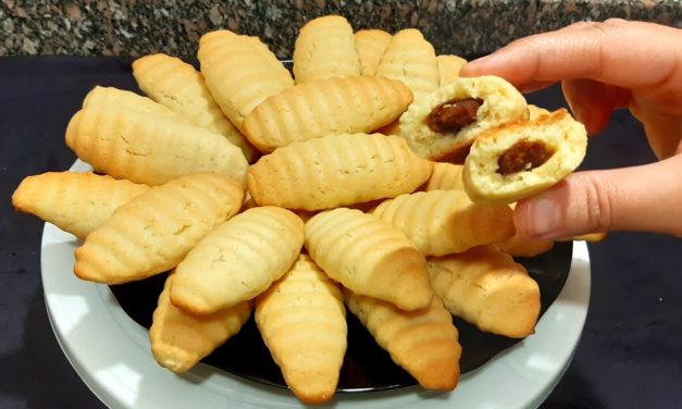 بسكوت الخمس مقادير المحشى بالعجوة بدون زبدة وبدون طابع