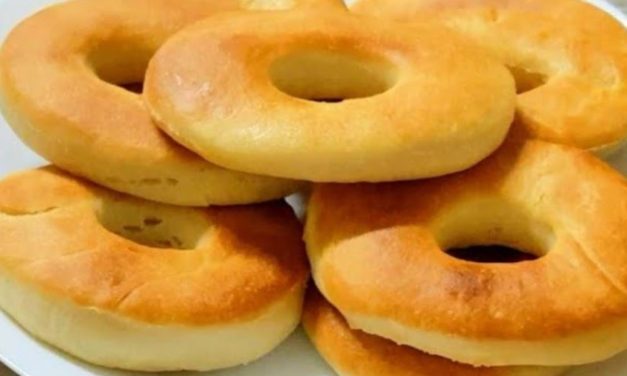 كعك الحليب الخفيف والهش كالقطن رائع للفطور مع الشاي