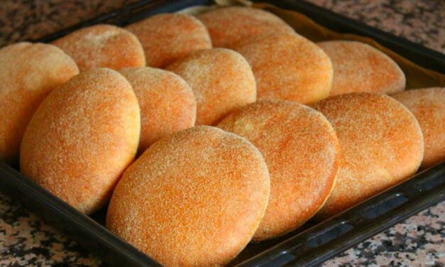 خبز صباحي يشهي مذاق وخفة و هشاشة