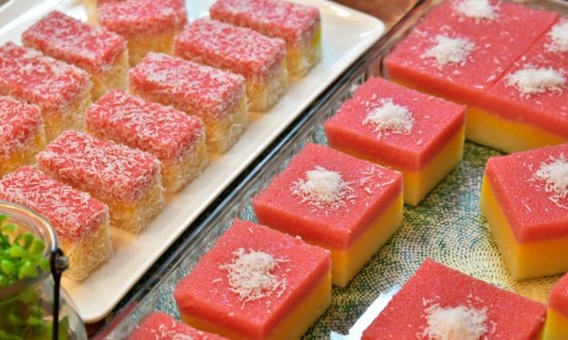 حلوة باردة بتلات مكونات من غير حليب او بيض او كريمه