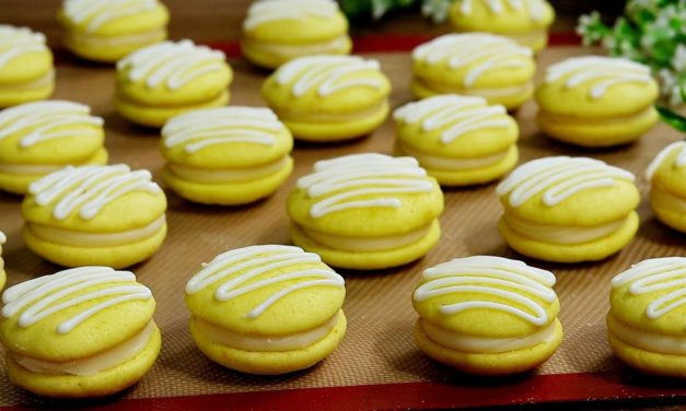 كيكات صغيرة بالليمون 20 حبة شكلها راقي بمكونات بسيطة وطعم ولا اروع