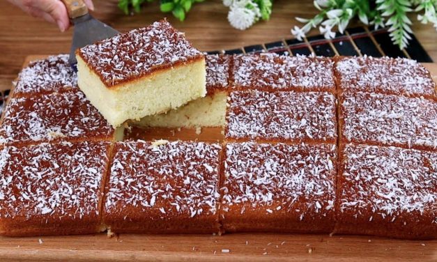 كيكة يومية اسفنجية عجيبة باليد بدون خلاط جربيها لن تستغني عنها