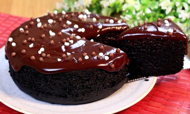 ببيضة واحدة وبدون فرن كيكة بكريمة شوكولاتة سريعة وفاخرة بمكونات اساسية