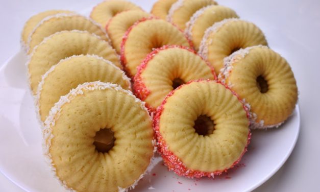 حلوة جافة بالزيت سهلة وسريعة بمقادير اقتصادية بطراوة ومذاق رائع