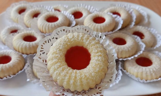 حلوة تذوب فالفم وأسرار نجاح عجينة الزيت من الألف إلى الياء