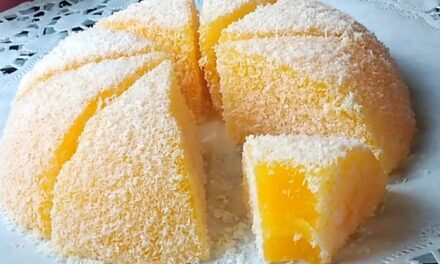 تحلية بمكونين حلقومة الفنجان بالبرتقال