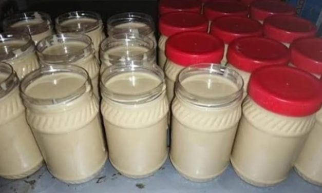 من ربع كيلو سمسم هتعملي اكبر كمية من الطحينة خام لا هتجمد ولا هتفصل