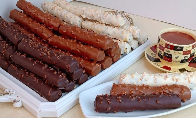 كعك الخلاط المدهش بدون زبدة أكثر من 50 حبة تذوب في الفم