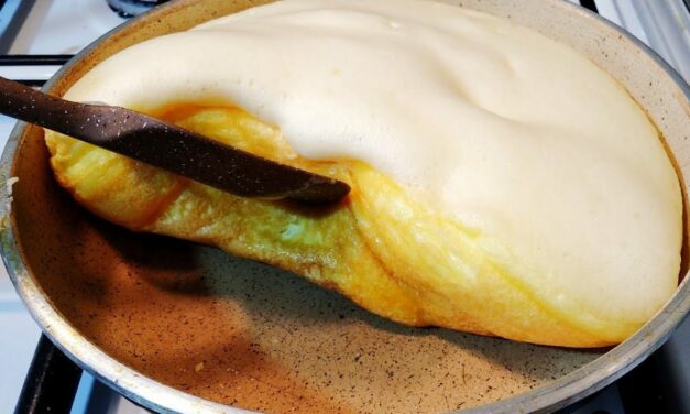 الطريقه لقلي البيض ستعشقونها طريقه جديده اول مره تشفوها