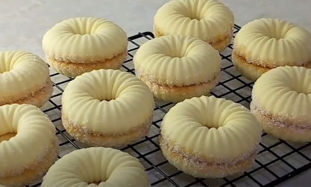 حلوة جافة بكوب زيت فقط تذوب في الفم