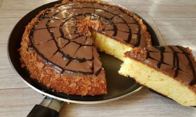 كيكة المقلاة بدون فرن وببيضة واحدة فقط و 5 ملاعق من الطحين