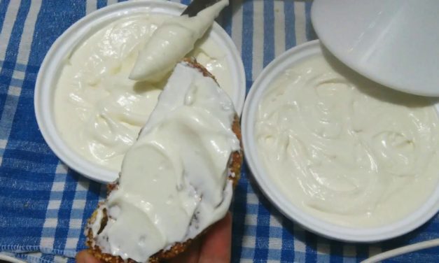 جبن منزلي للدهن بمذاق رائع بدون مواد حافظة