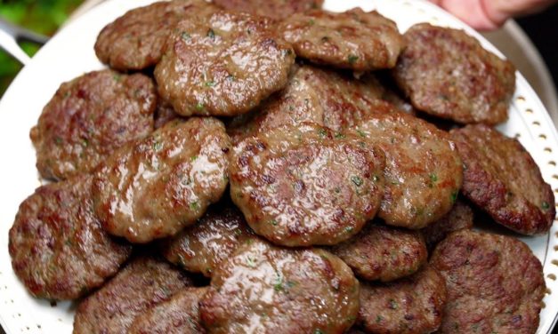 ألذ وأسهل كفتة بدون فرن بكمية وفيرة وقوام ممتاز مع الارز الاصفر