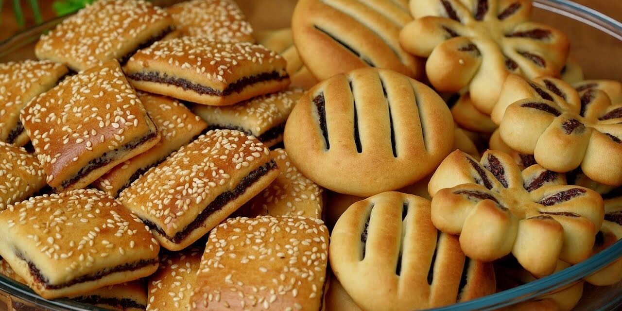 بسكويت التمر بدون زبدة او سمن او خلاط هش ويذوب في الفم وبكمية وفيرة