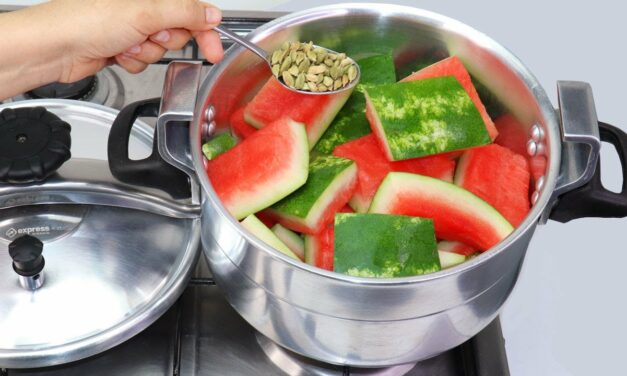 لن ترمي قشور بطيخ من اليوم . ضعي في الكوكوت واضيفي هاذا المكون