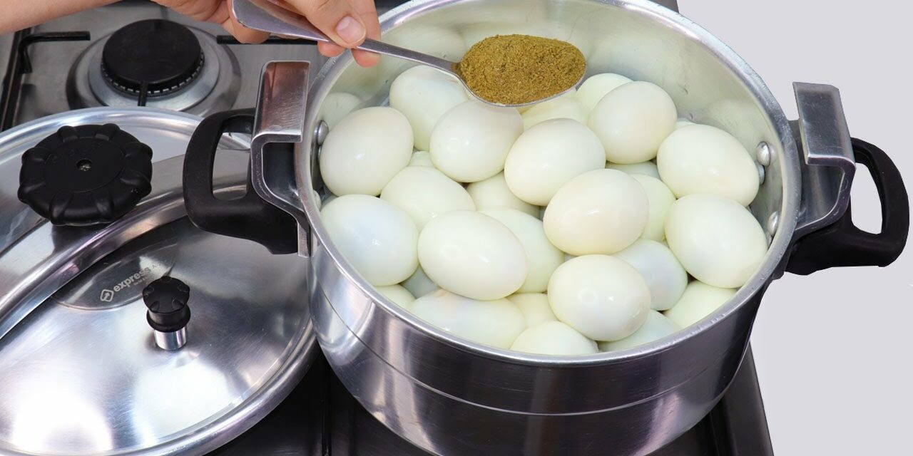 تحضير البيض المسلوق بطريقة جديدة على الكوكوت مع اضافة مكون يعطي بيض مذاق رائع