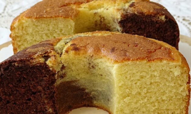 كيكة الفانيلا والشوكولاتة بقالب واحد بطريقة مميزة لازم تجربوها