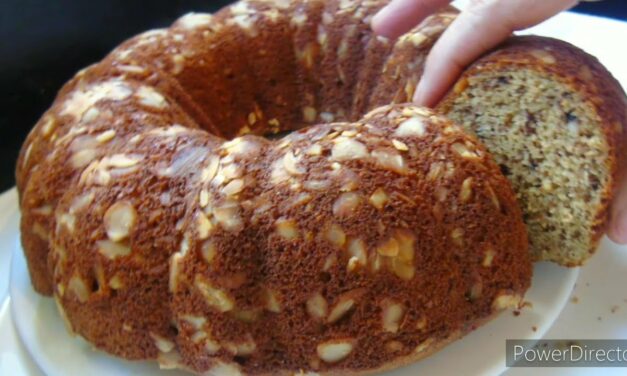 كيكة حلوة بدون سكر ولا ذقيق ابيض فوق الوصف خفيفة مذاقها خيال