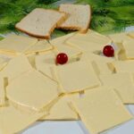 شرائح الجبنة الشيدر وتنفع للبرجر وللسندوتشات