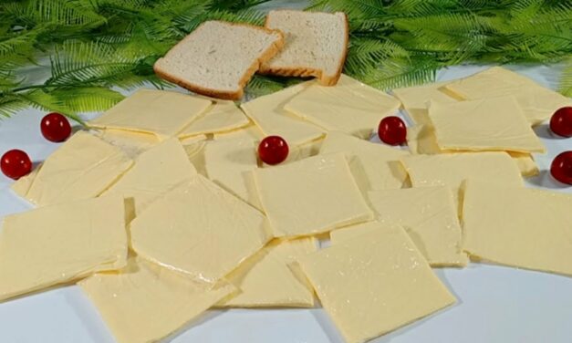 شرائح الجبنة الشيدر وتنفع للبرجر وللسندوتشات