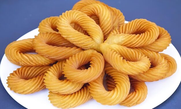 حلوى رائعة فقط بطحين والماء الساخن والسكر