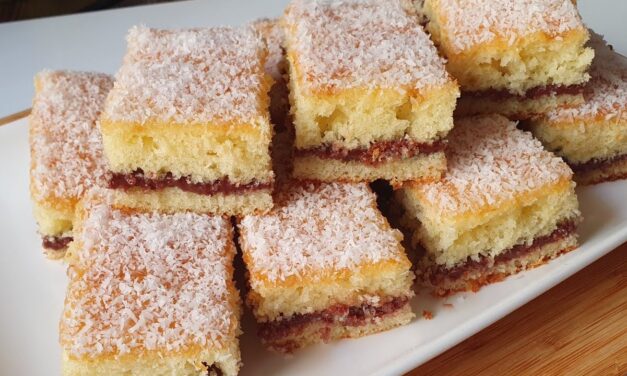 كيكة هشة بمكونات متوفرة في كل منزل