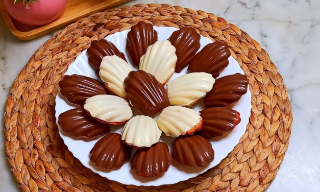 كيك بابسط واسهل طريقة بمقادير مضبوطه