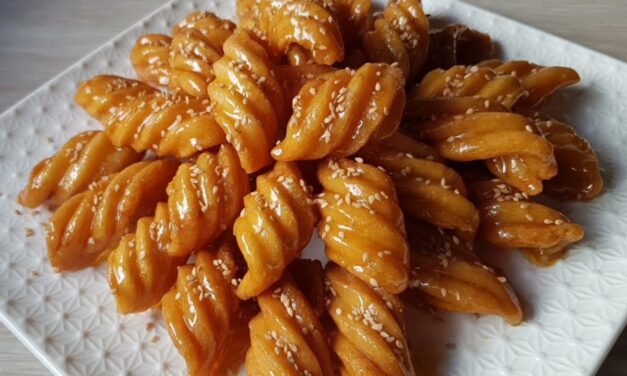 حلوة معسلة بدون بيض هشيشة وسهلة