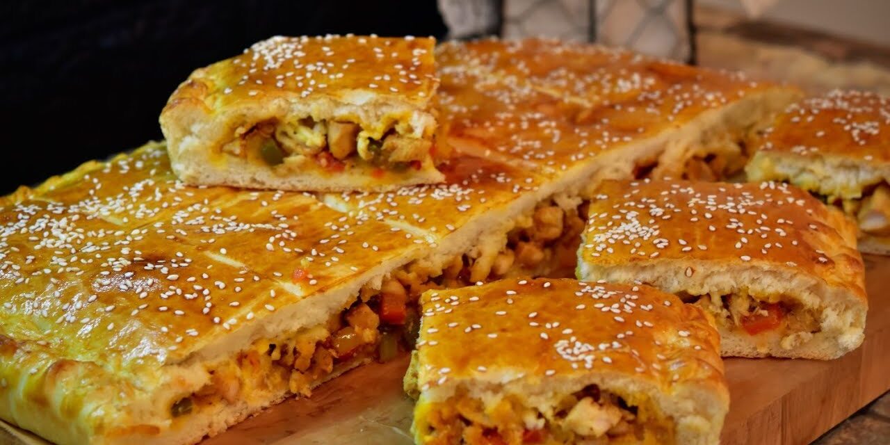 فطيرة الدجاج السريعة بعجينة قطنيه