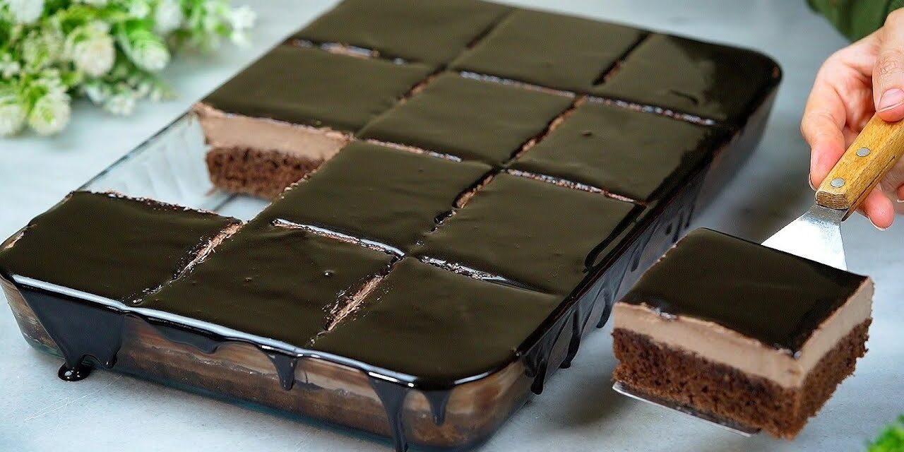 كيكة شوكولاتة في الخلاط بدون زبدة بطريقة سهلة وبحجم عائلي