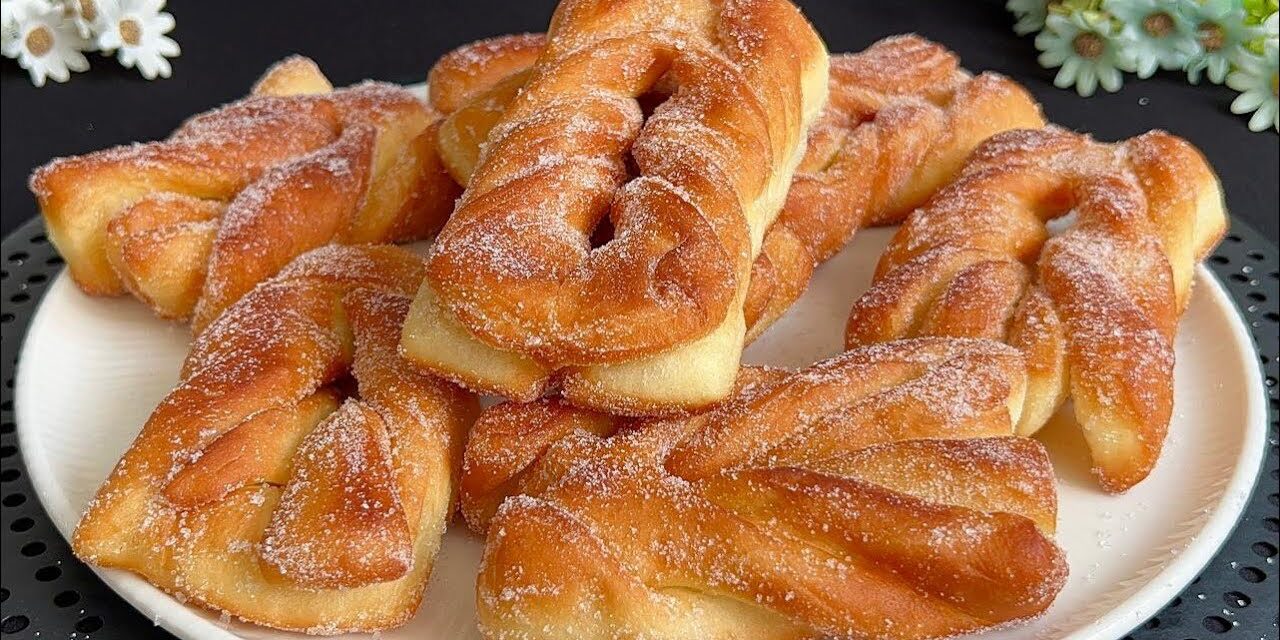 وصفة اقتصادية وسريعة… معجنات هشة تذوب في الفم